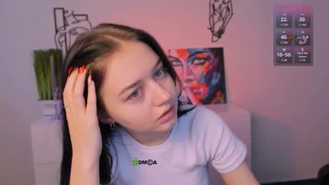 Snapshot of eliora_silk chatting on 11/08/25, 12:16 eliora_silk online show from 11/08/25, 12:16