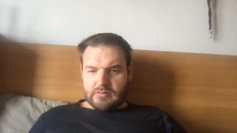 Snapshot of eliot26 chatting on 10/08/25, 11:08 e26 online show from 10/08/25, 11:08