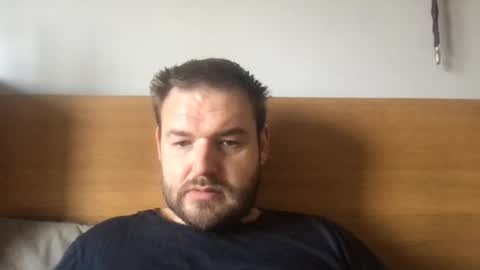 Snapshot of eliot26 chatting on 10/09/25, 11:41 e26 online show from 10/09/25, 11:41