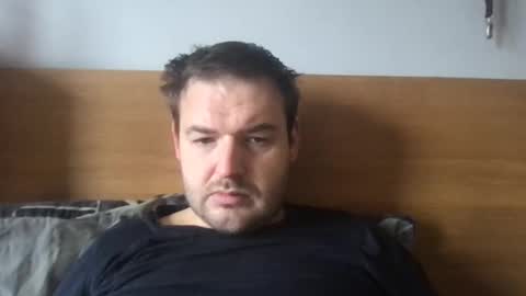 Snapshot of eliot26 chatting on 10/26/25, 10:21 e26 online show from 10/26/25, 10:21