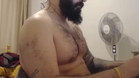 Snapshot of elis1992 chatting on 12/25/24, 12:37 elis online show from 12/25/24, 12:37