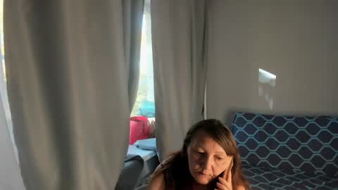 Elis online show from 09/27/25, 07:57