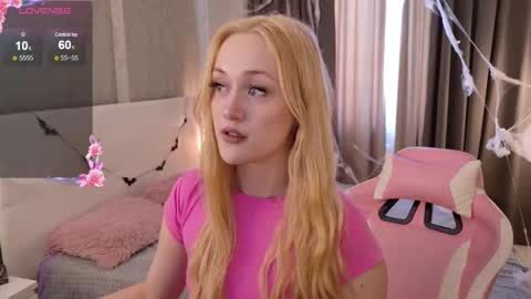 Elis online show from 10/30/25, 09:44