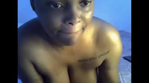 Snapshot of elisa044 chatting on 09/15/25, 08:36 lisathegoddess online show from 09/15/25, 08:36