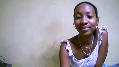 Snapshot of elisa689549 chatting on 10/19/25, 06:47 elisa689549 online show from 10/19/25, 06:47