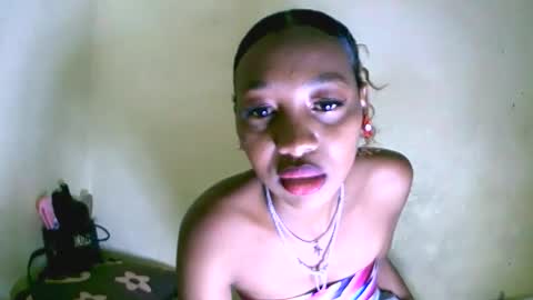 Snapshot of elisa689549 chatting on 10/21/25, 08:48 elisa689549 online show from 10/21/25, 08:48