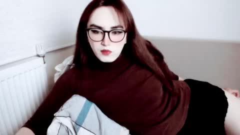 Snapshot of elisa_2001 chatting on 10/30/25, 02:02 Liza online show from 10/30/25, 02:02