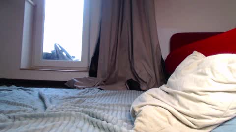 Snapshot of elisa_bright chatting on 01/12/25, 12:44 Tati online show from 01/12/25, 12:44