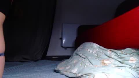 Snapshot of elisa_bright chatting on 02/28/25, 05:59 Tati online show from 02/28/25, 05:59