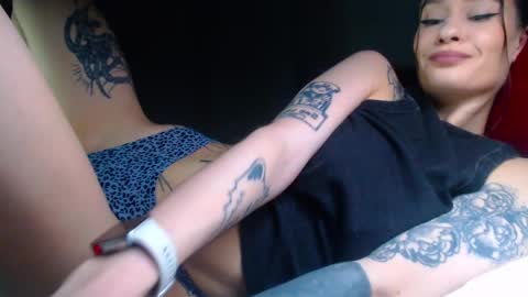 Snapshot of elisa_bright chatting on 03/02/25, 04:53 Tati online show from 03/02/25, 04:53