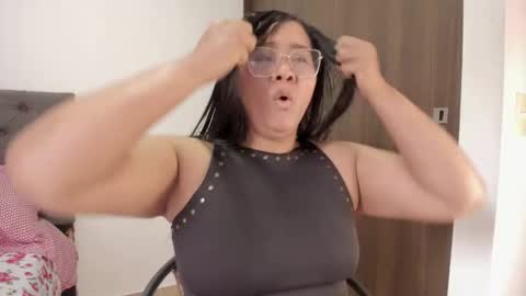      online show from 09/29/25, 04:12