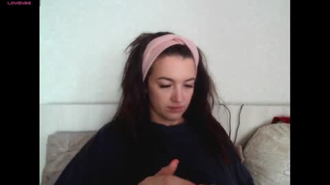 elisa_dove208 online show from 10/07/25, 03:47