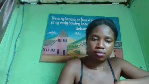 elisabeth2525 online show from 01/07/25, 10:41