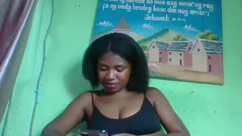 elisabeth2525 online show from 01/08/25, 09:34
