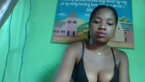 elisabeth2525 online show from 01/10/25, 03:58
