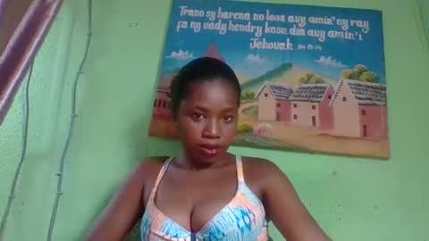 elisabeth2525 online show from 01/12/25, 06:27