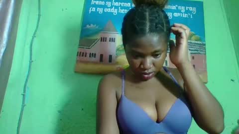 elisabeth2525 online show from 01/14/25, 10:02