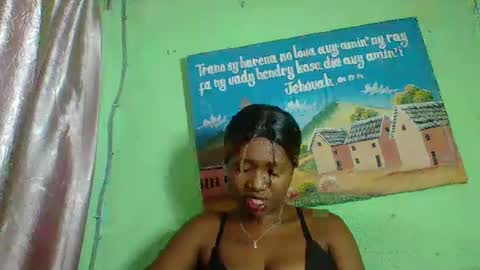 elisabeth2525 online show from 01/23/25, 05:31