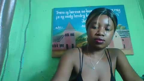 elisabeth2525 online show from 01/27/25, 06:31