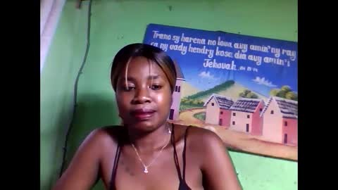 elisabeth2525 online show from 02/01/25, 01:55