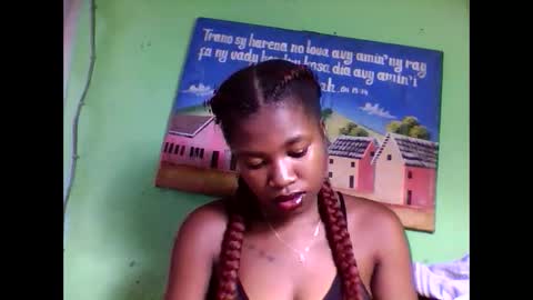 elisabeth2525 online show from 02/03/25, 11:58
