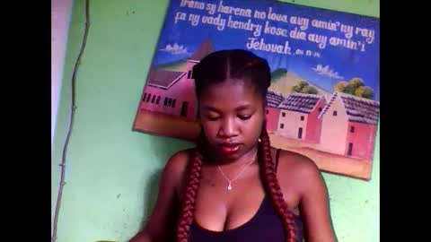elisabeth2525 online show from 02/05/25, 02:08