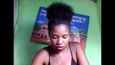 elisabeth2525 online show from 02/06/25, 11:54