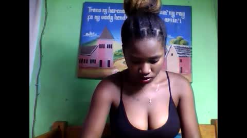 elisabeth2525 online show from 02/11/25, 08:05