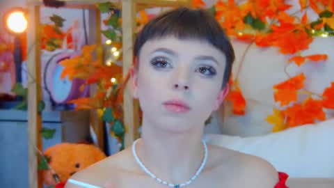 Snapshot of elisabethdavis chatting on 10/16/25, 07:59 ElisabethDavis online show from 10/16/25, 07:59