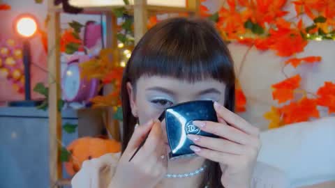 Snapshot of elisabethdavis chatting on 10/17/25, 02:30 ElisabethDavis online show from 10/17/25, 02:30