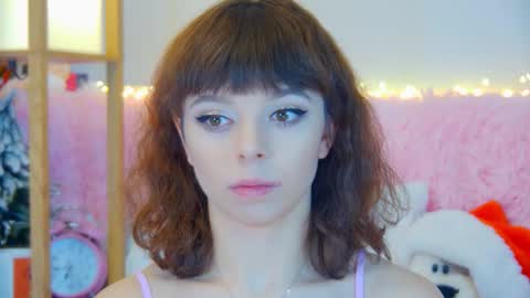Snapshot of elisabethdavis chatting on 12/01/25, 03:39 ElisabethDavis online show from 12/01/25, 03:39