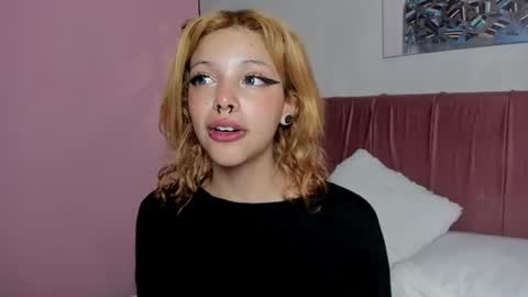 elisabethflores online show from 06/25/26, 05:23