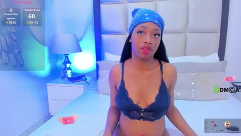 elisabettamonroy online show from 10/22/25, 03:01