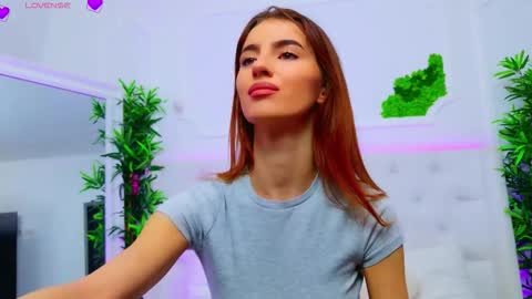 Snapshot of elisacharm chatting on 11/12/25, 03:51 ElisaCharm online show from 11/12/25, 03:51