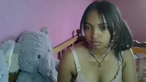 elisah01 online show from 02/16/26, 05:36