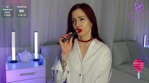 Snapshot of elisajanex chatting on 02/28/25, 10:06 elisajanex online show from 02/28/25, 10:06