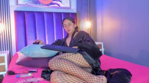 Snapshot of elisasue chatting on 03/13/26, 01:56 Elisa Sue online show from 03/13/26, 01:56