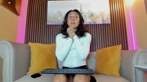 Snapshot of elisasue chatting on 05/31/26, 02:20 Elisa Sue online show from 05/31/26, 02:20
