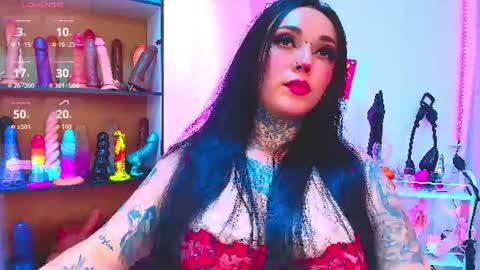 Elisce cloud online show from 07/07/26, 02:03