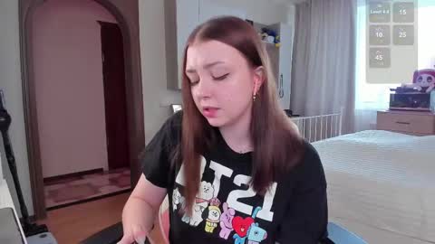 Elise    online show from 03/03/25, 10:17