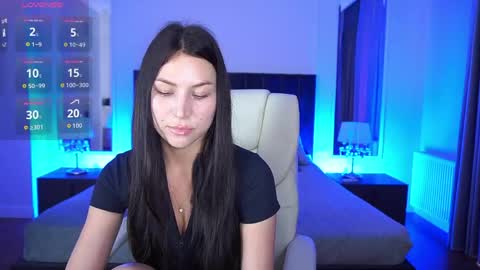 elisevelour online show from 06/03/26, 12:52