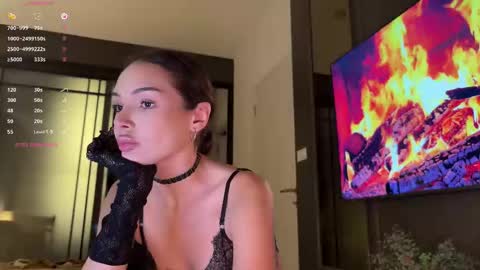 Nina online show from 10/18/25, 05:14