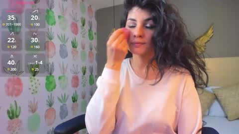 E L I S S A online show from 01/09/25, 07:08