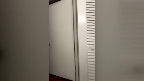 Snapshot of eliteindulgence chatting on 12/15/25, 03:33 eliteindulgence online show from 12/15/25, 03:33