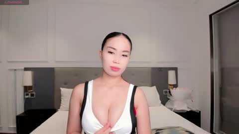 Snapshot of eliza_bad chatting on 06/08/26, 06:25 Lika online show from 06/08/26, 06:25