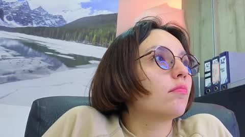 Eliza online show from 05/23/26, 04:55