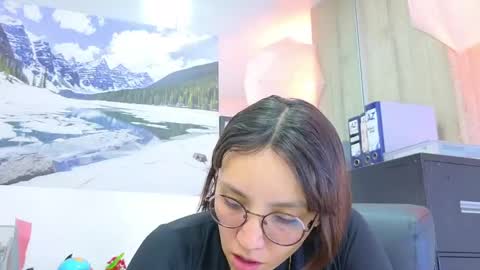 Eliza online show from 05/30/26, 05:10