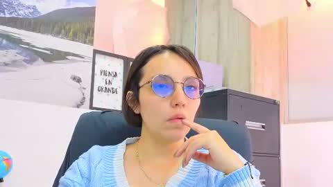 Eliza online show from 06/15/26, 04:09