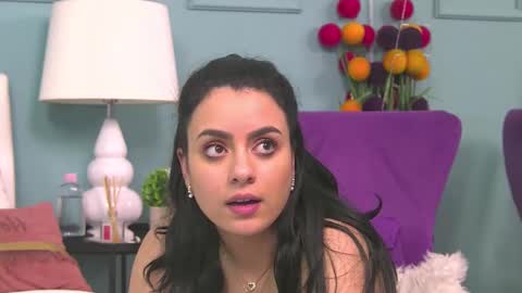 Eliza online show from 02/21/25, 03:21