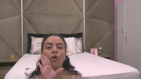 Eliza online show from 10/17/25, 06:05